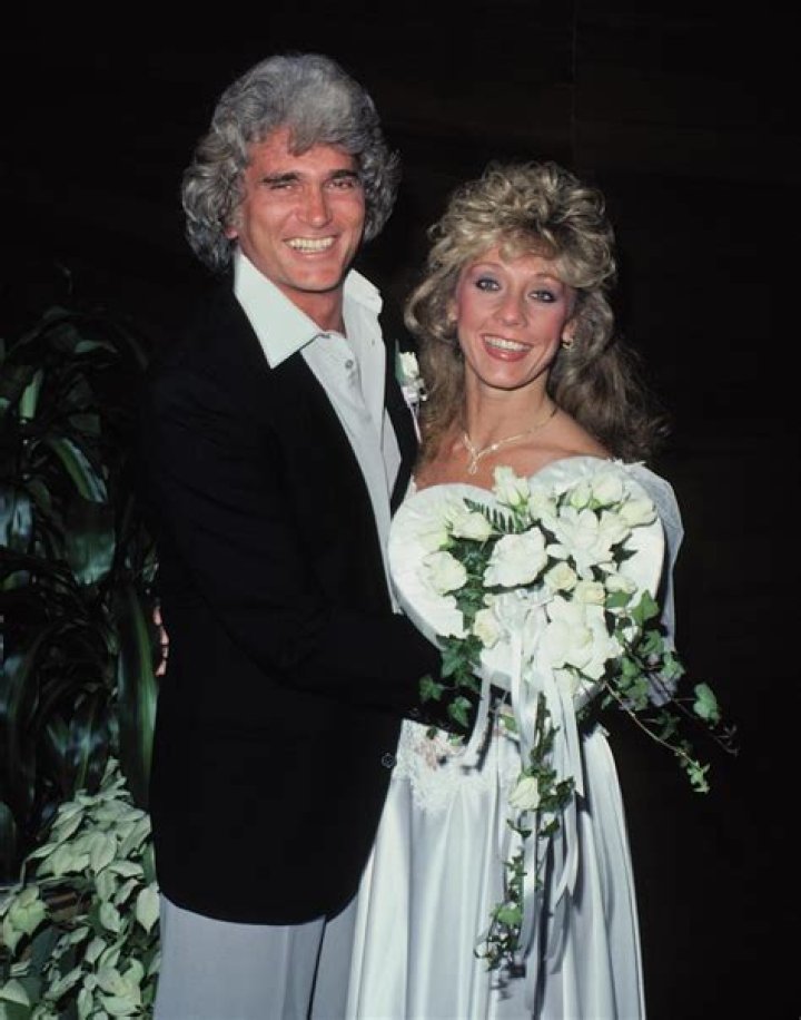 Dean Martin's Marriages: A Look at His Wives & Relationships