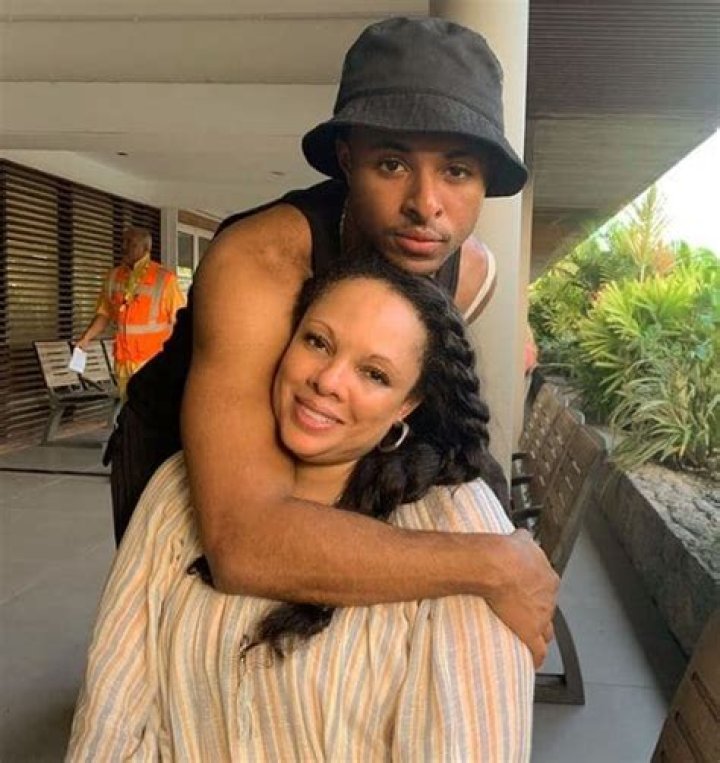 Unveiling The Inspiring Journey Of Diggy Simmons' Mother