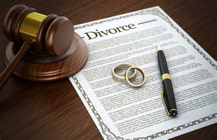 When You Want a Divorce But Can't Leave Financially? Steps to Take Now